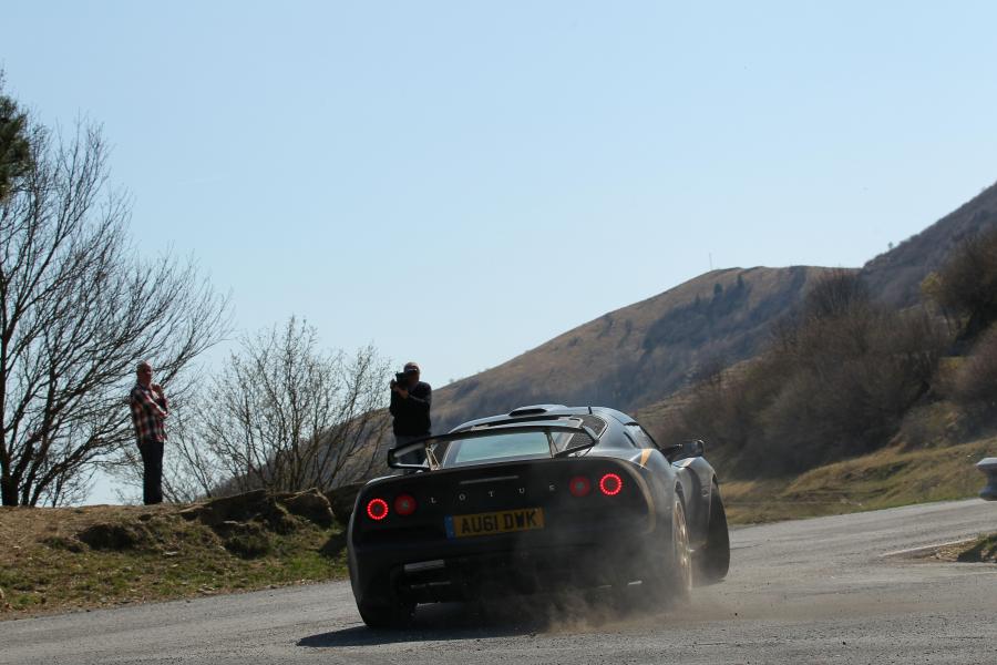 Lotus Exige R-GT 2012 года  (фото 14 из 17)